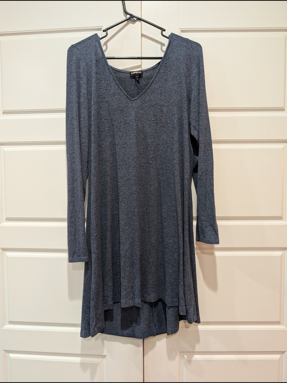 Express Gray Sweater Knit Dress V-Neck Long Sleeve L